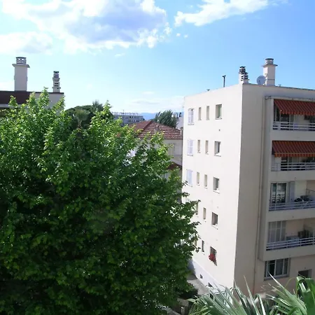 Eden Blue Juan-les-Pins